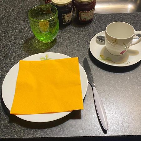 B&B Jacqmain Brussel Buitenkant foto